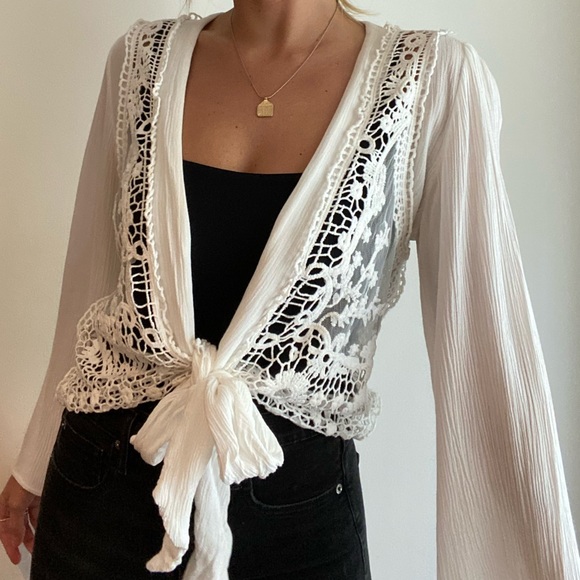 Guess Tops - Guess // Long Sleeve Crochet Lace Tie Top